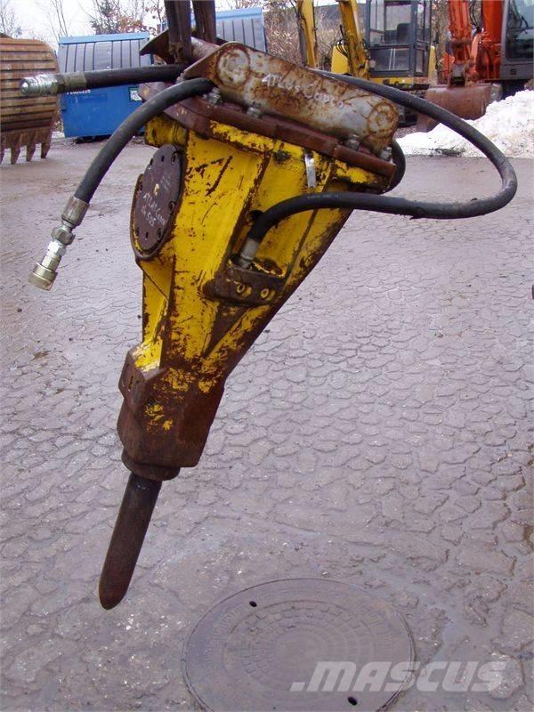 Atlas Copco SBC 610 Hammers / Breakers