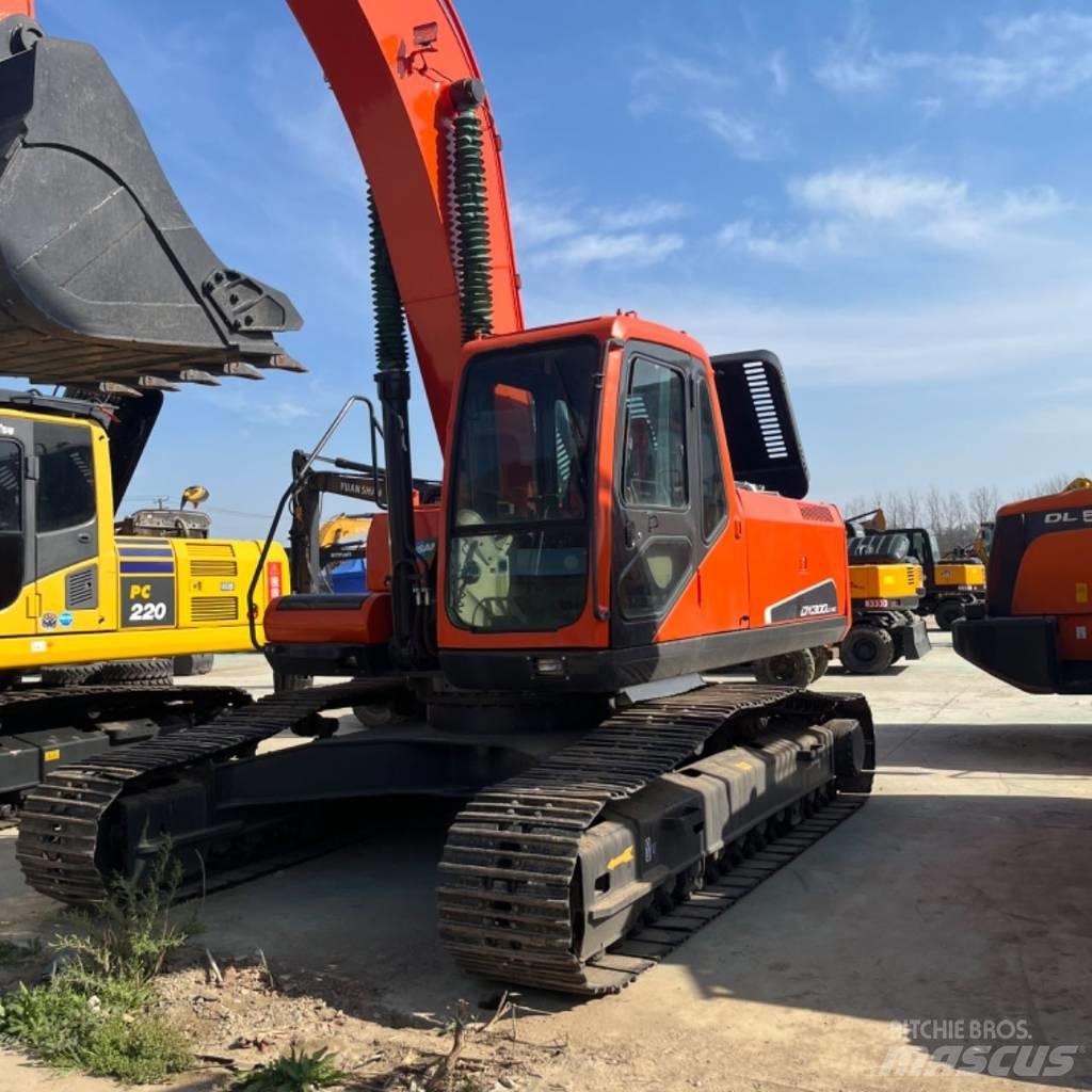 Doosan DX 300 Crawler excavators