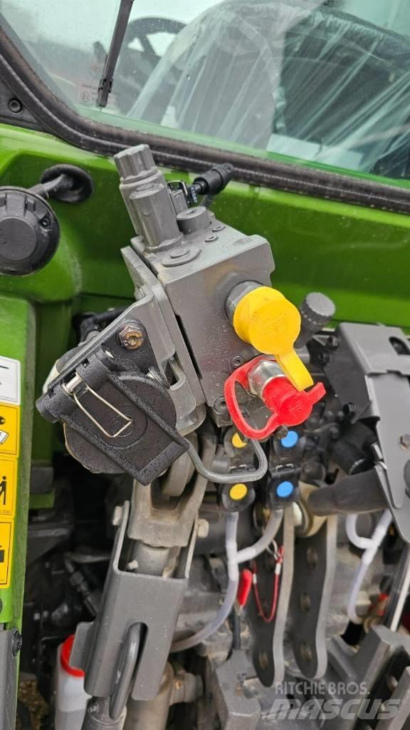 Fendt 210 Vario Tractors