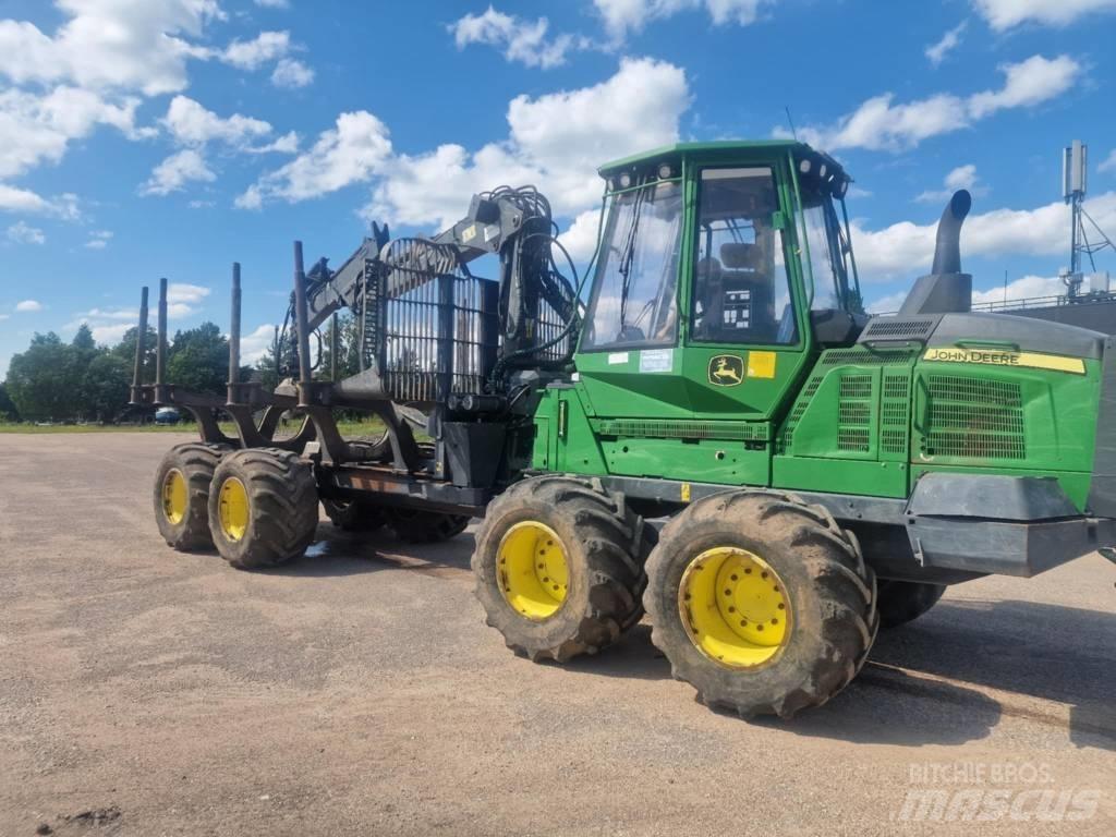 John Deere 1110G Forwarders