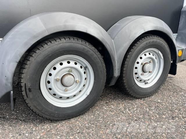 Ifor Williams HB403 Animal transport semi-trailers