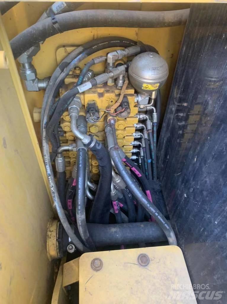 CAT 305.5e2 Crawler excavators