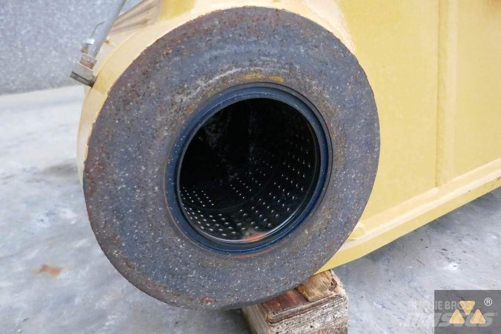 CAT 352F Boom Transportation - Others