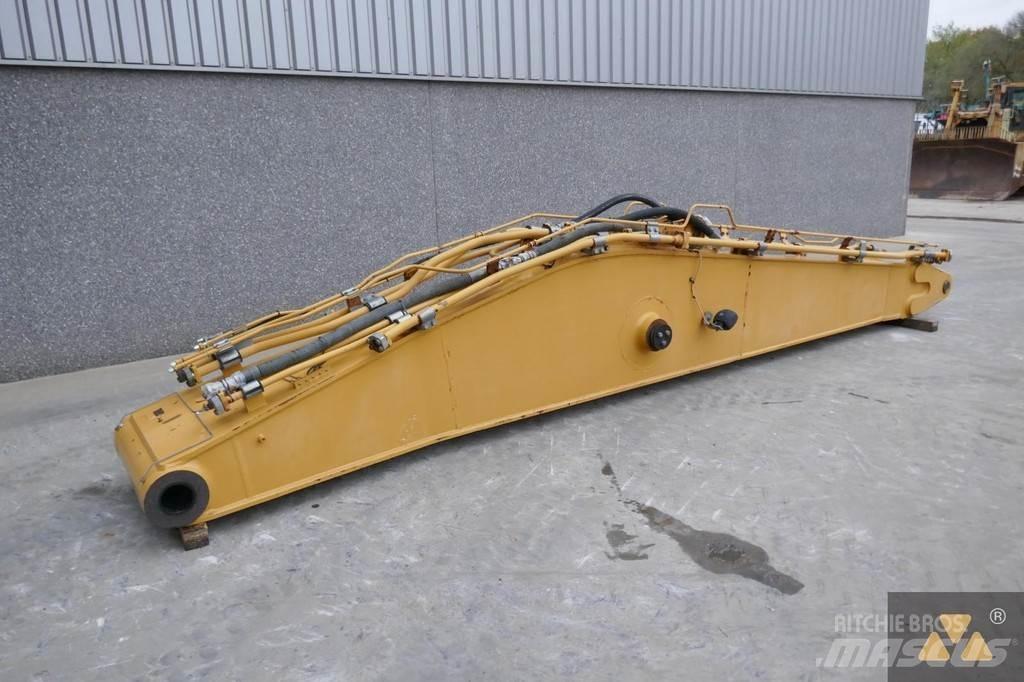 CAT 352F Boom Transportation - Others