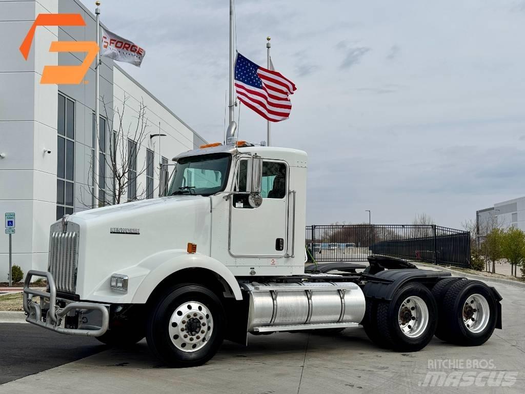 Kenworth T800 Tractor Units