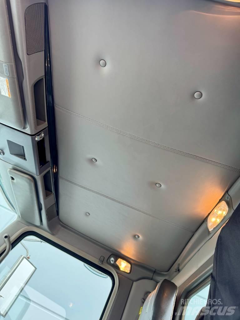 Kenworth T800 Tractor Units