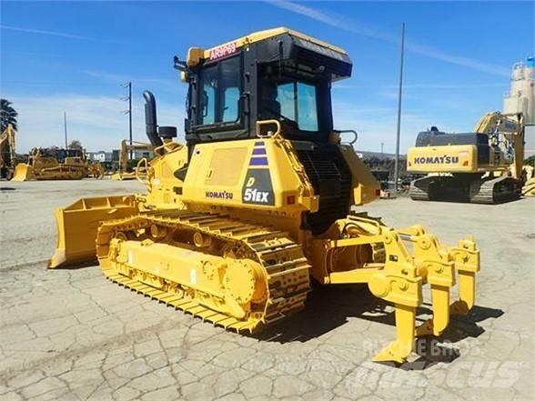 Komatsu D51EXi-24 Crawler dozers
