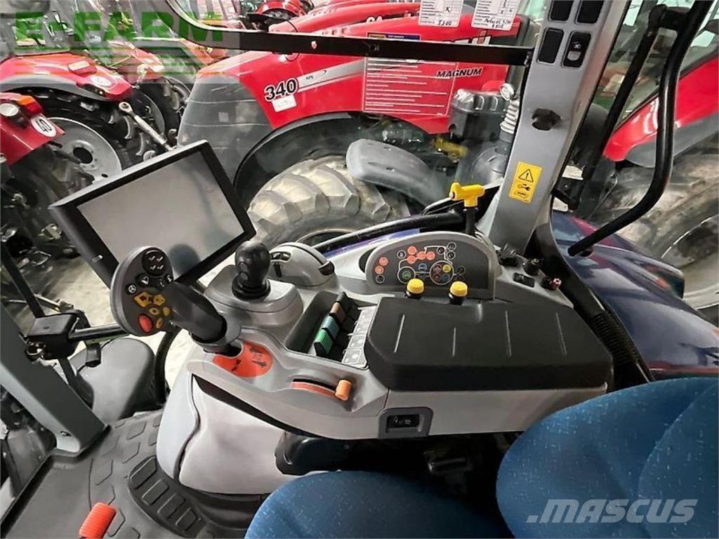 New Holland t7.210 Tractors