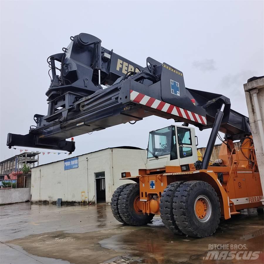 Ferrari 278 Winches, hoists and material lifts