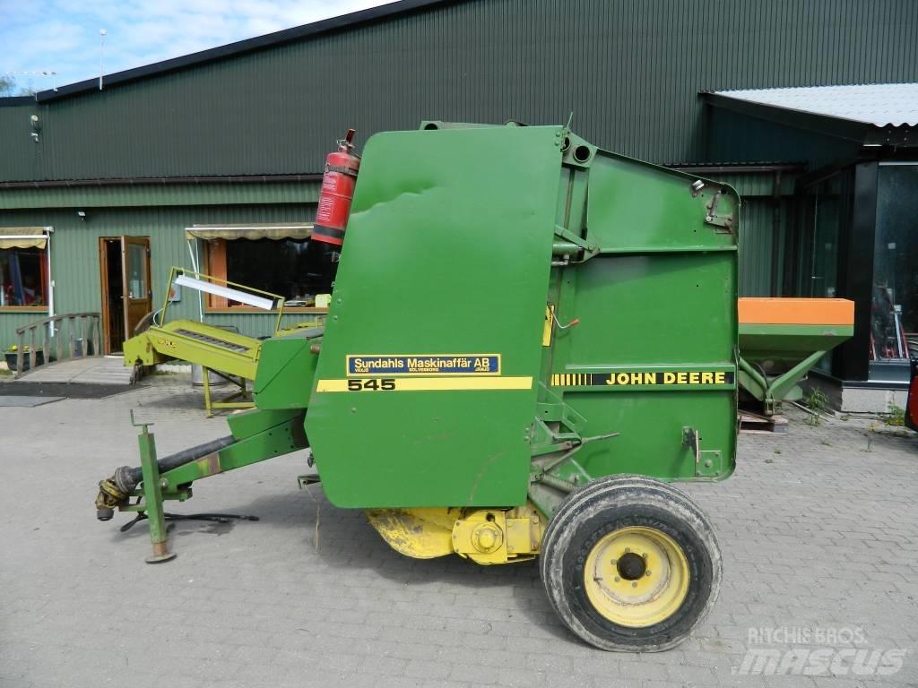 John Deere 545 Round balers