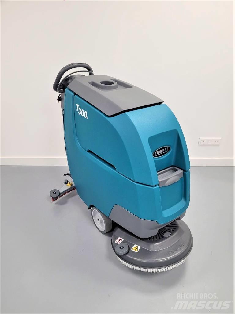 Tennant T300 Material Handling - Others