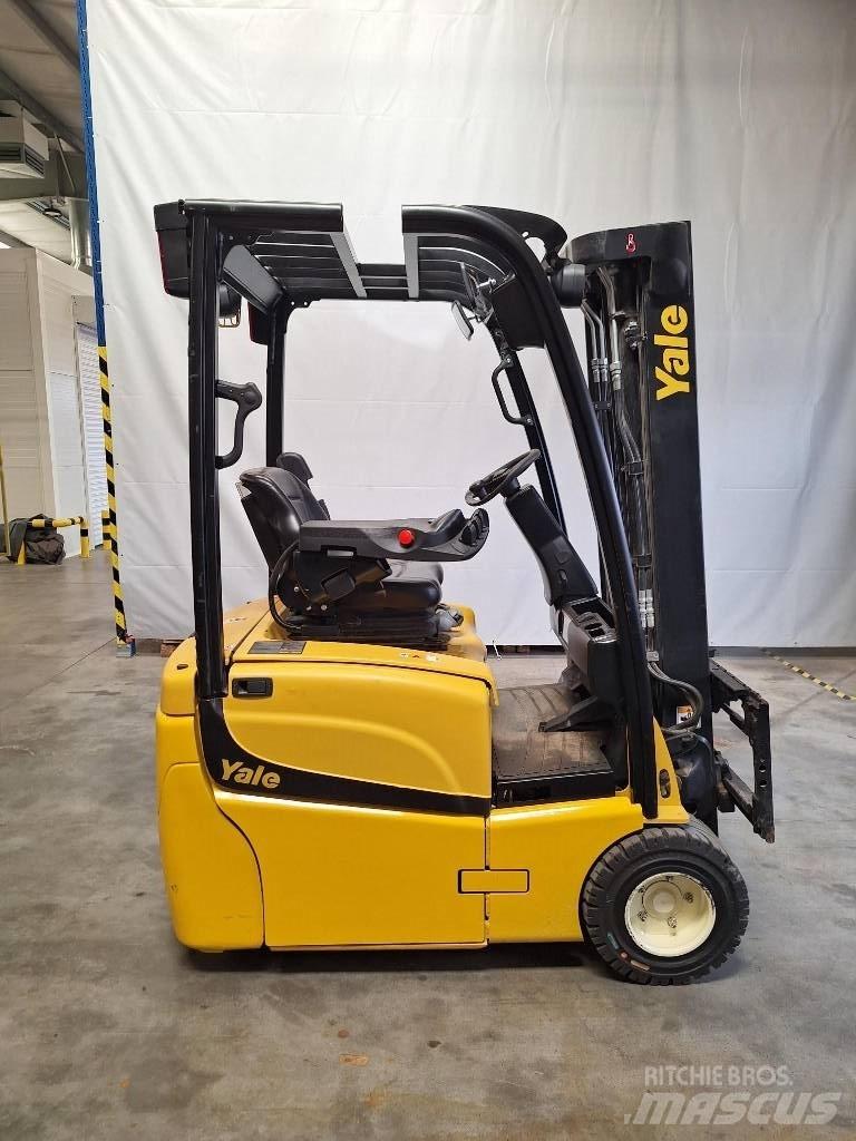 Yale ERP15VT SWB Electric forklift trucks