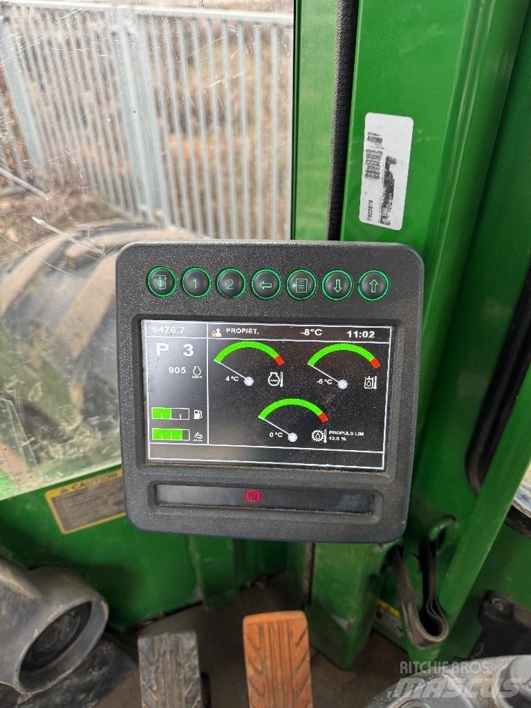 John Deere 748 Skidders