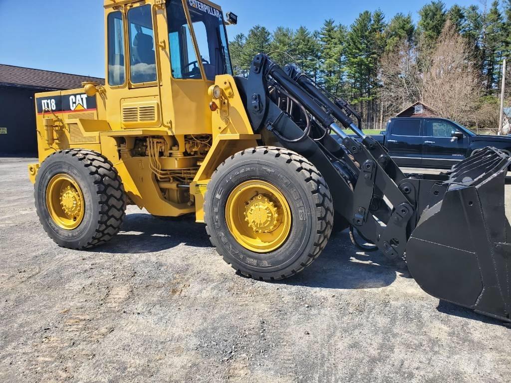 CAT IT18 Wheel loaders