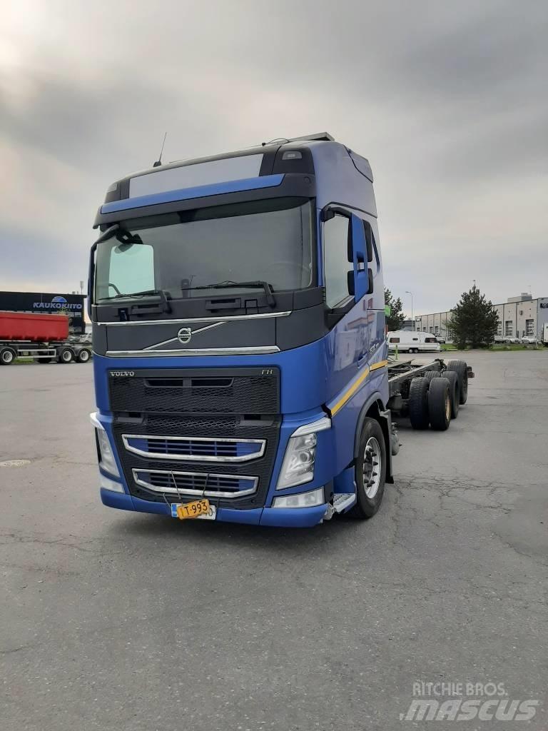 Volvo FH 13 Chassis Cab trucks