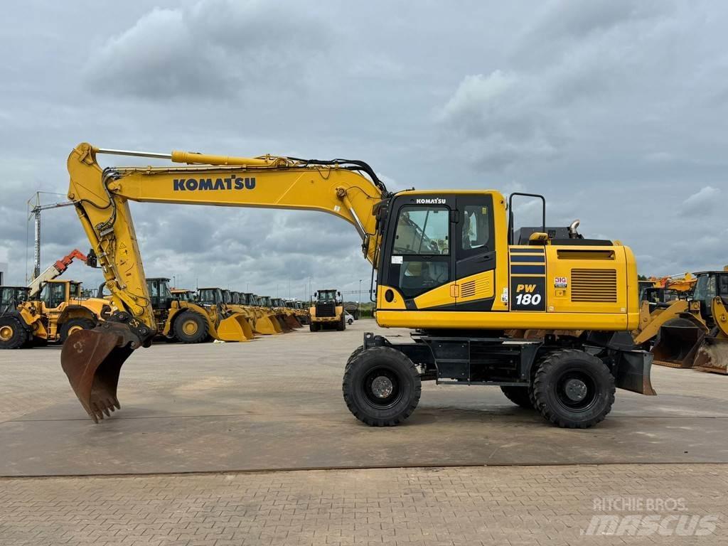 Komatsu PW180-11 Wheeled excavators