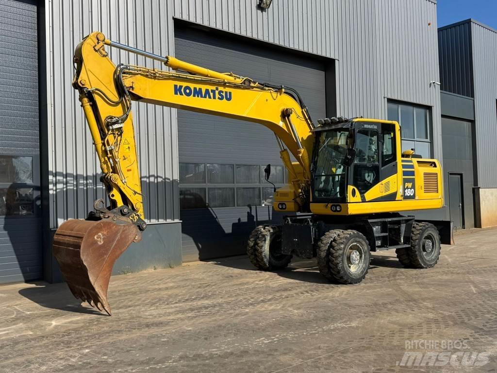 Komatsu PW180-11 Wheeled excavators