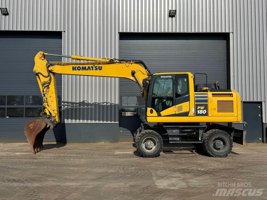 Komatsu PW180-11 Wheeled excavators