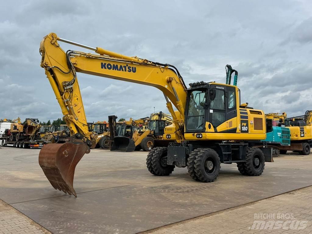 Komatsu PW180-11 Wheeled excavators