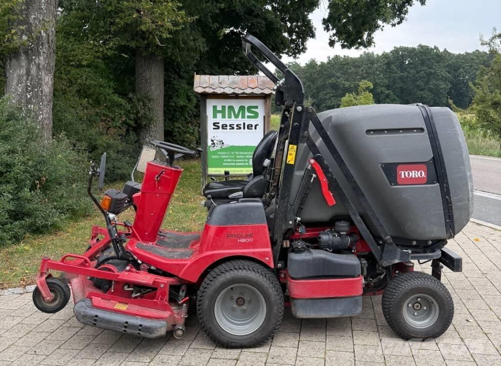Toro PRO Line H 800 Stand on mowers