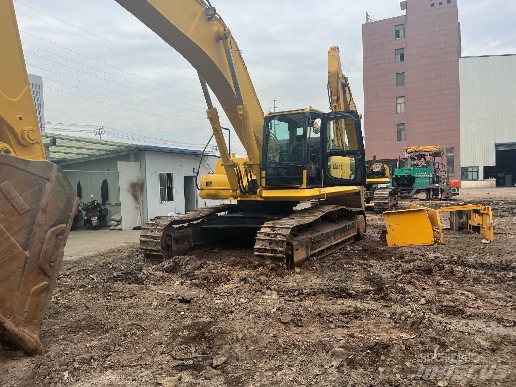Komatsu PC450-8 Crawler excavators