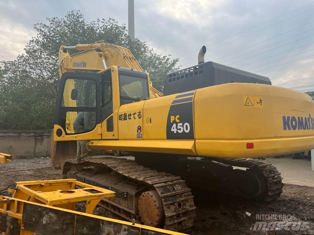 Komatsu PC450-8 Crawler excavators