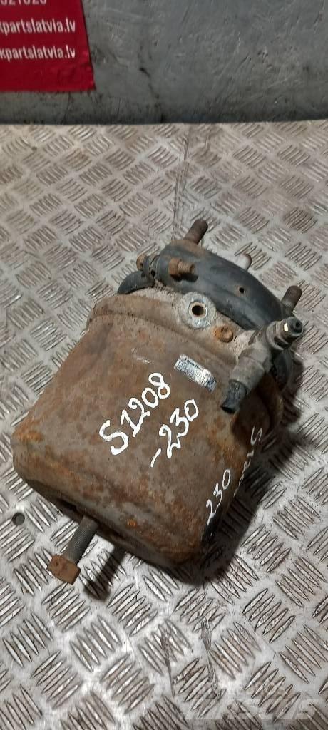 Scania 94 D.    2147775 Brakes