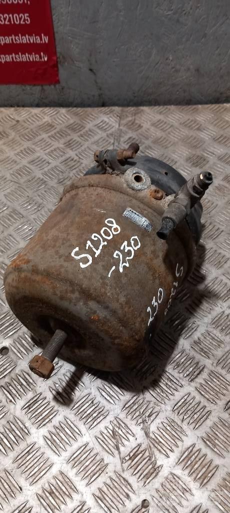Scania 94 D.    2147775 Brakes