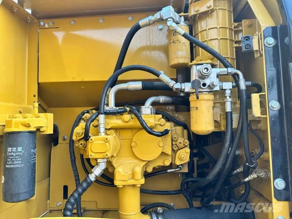 CAT 320 D Crawler excavators