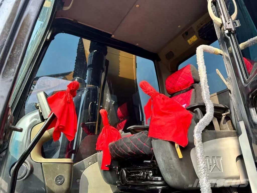 CAT 320 D Crawler excavators