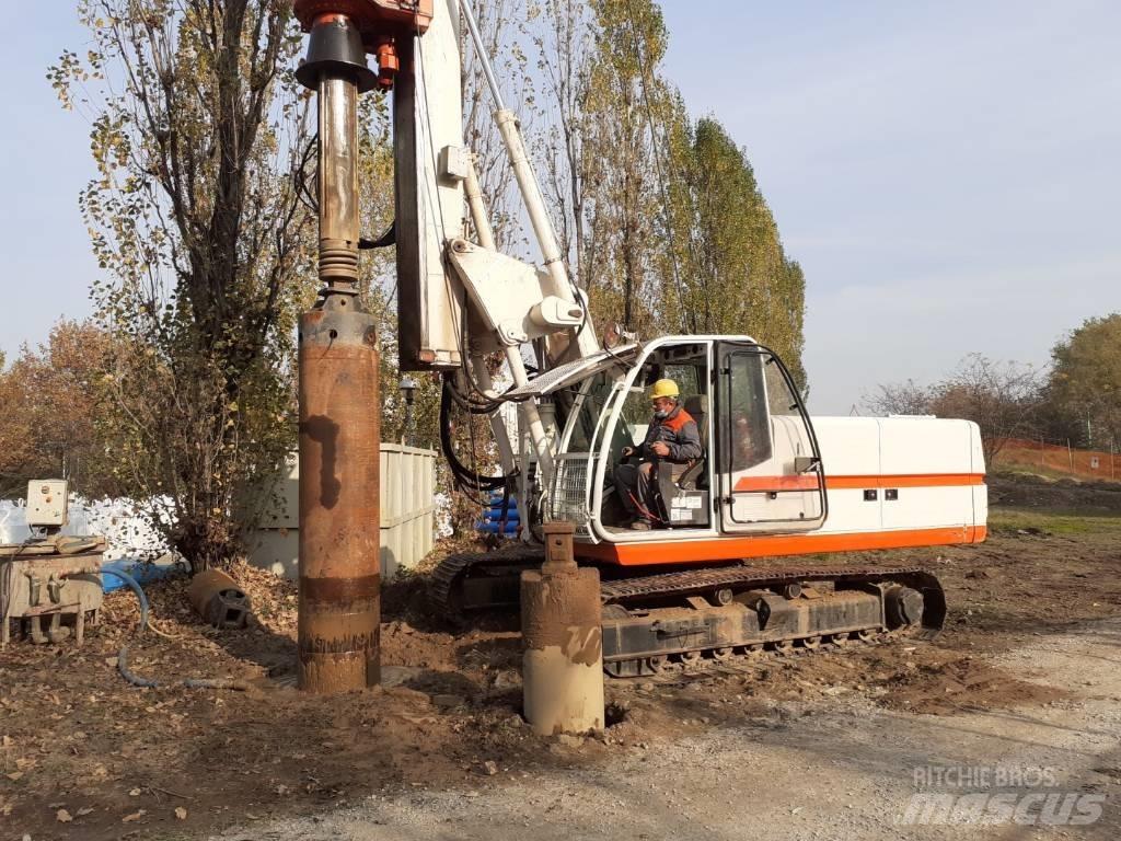 Soilmec R210 Piling rigs
