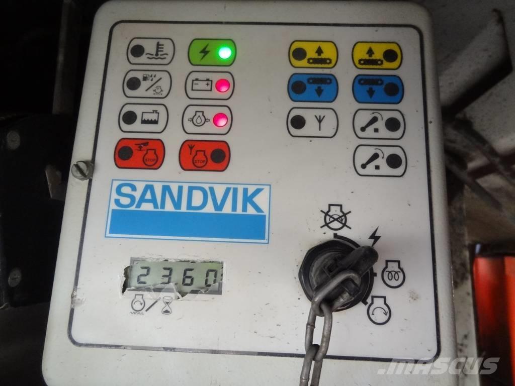 Sandvik QA 450 Mobile screeners