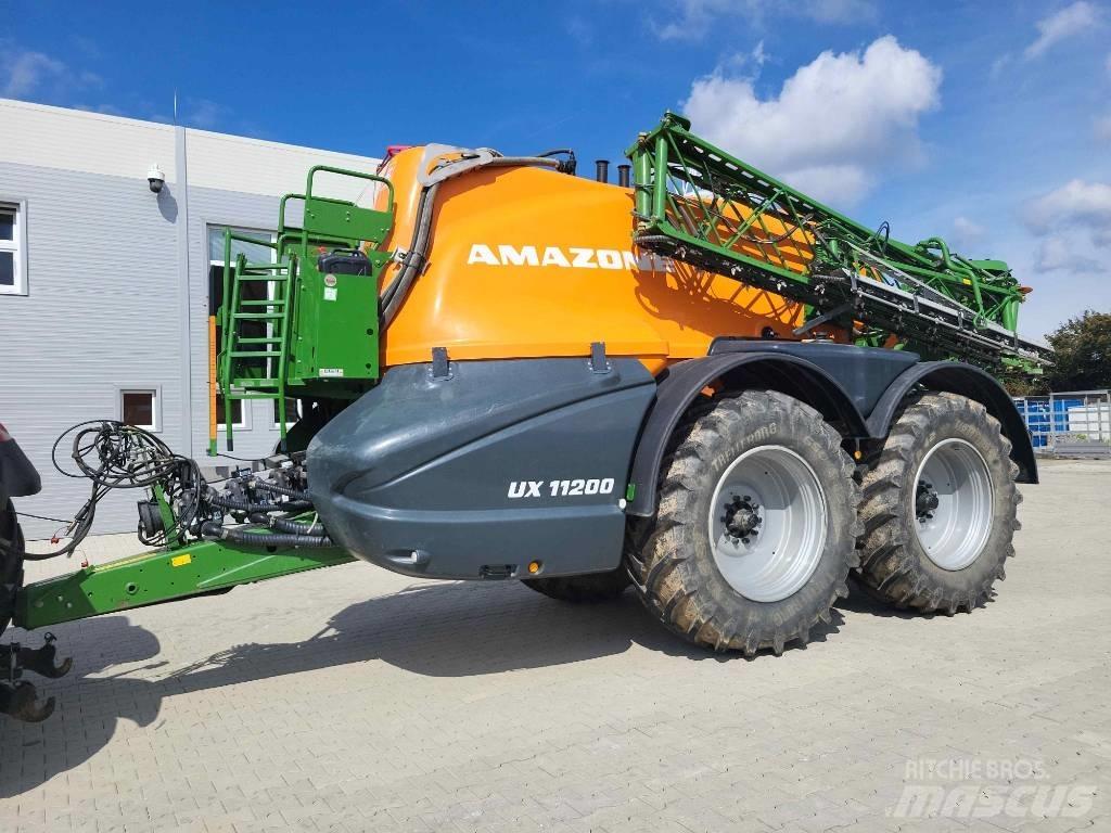 Amazone UX 11200 Trailed sprayers