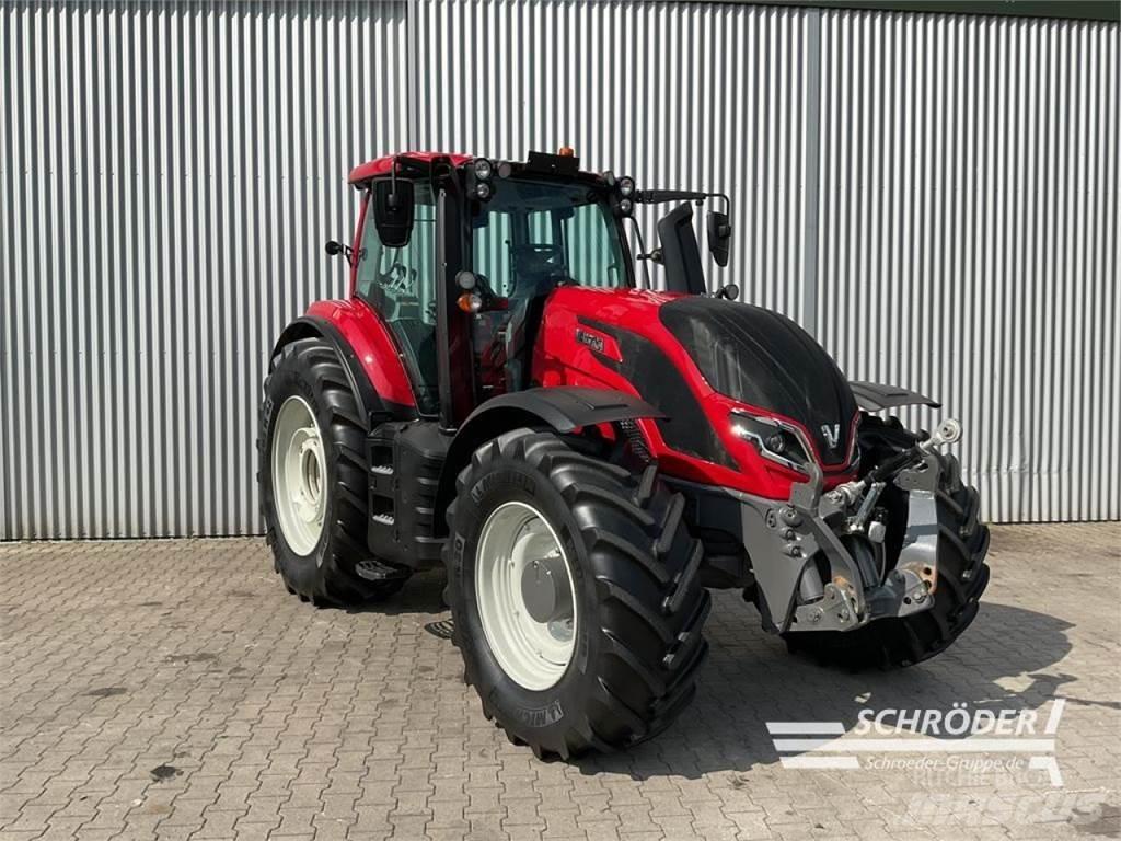 Valtra T 235 A Tractors