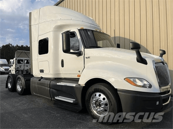 International LT Tractor Units