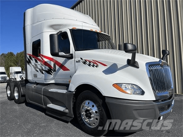 International LT Tractor Units