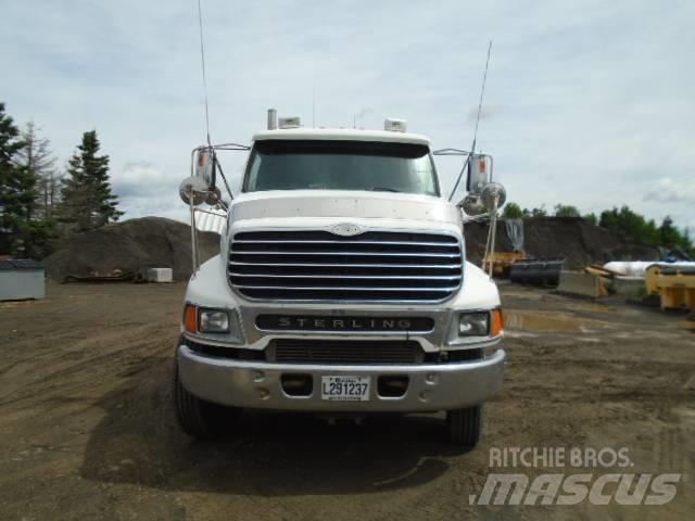 Sterling L 9500 Tractor Units
