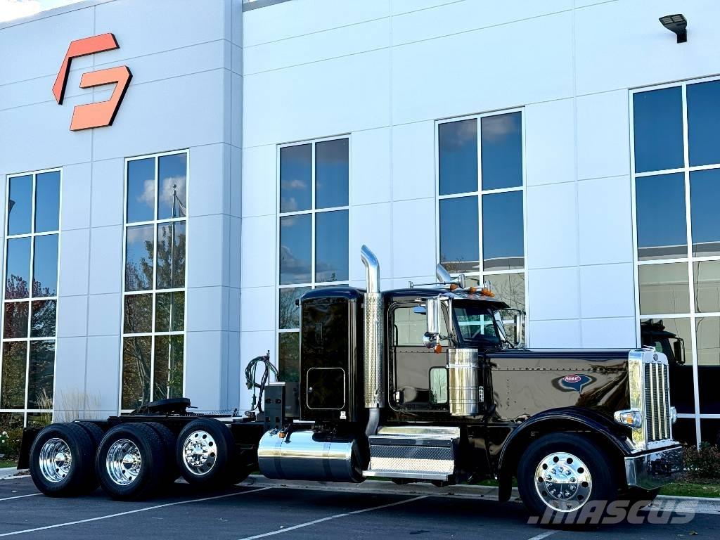 Peterbilt 389 Tractor Units