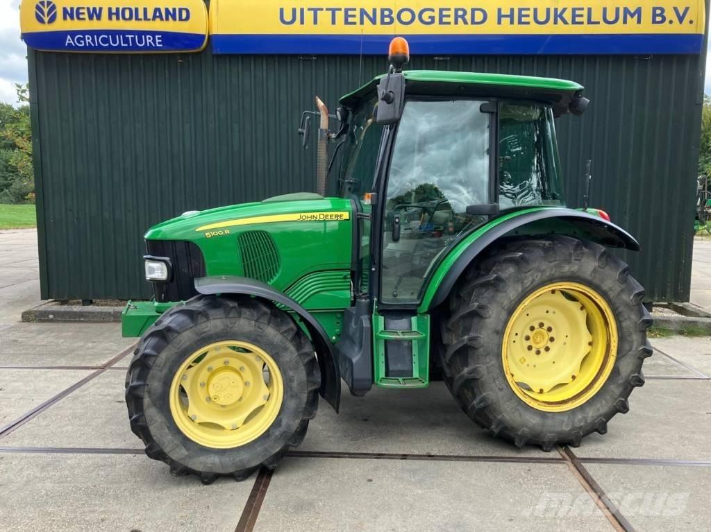 John Deere 5100 R Tractors