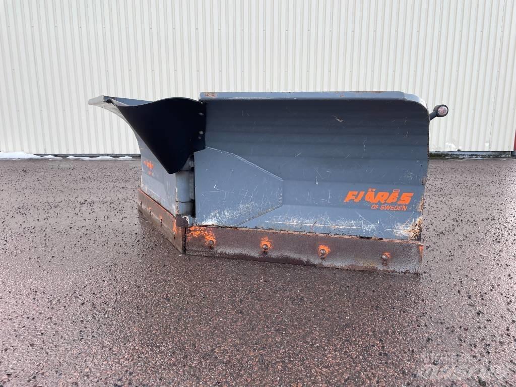 Fjärås VP245 Snow blades and plows