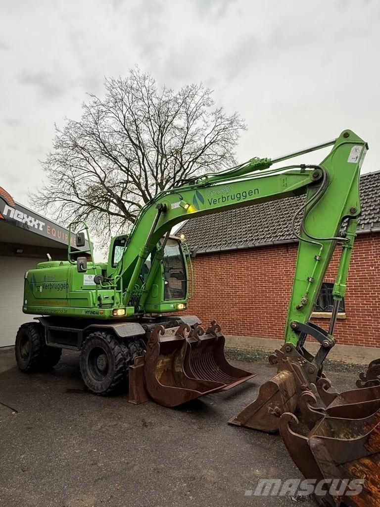 Hyundai R140W-9 Wheeled excavators