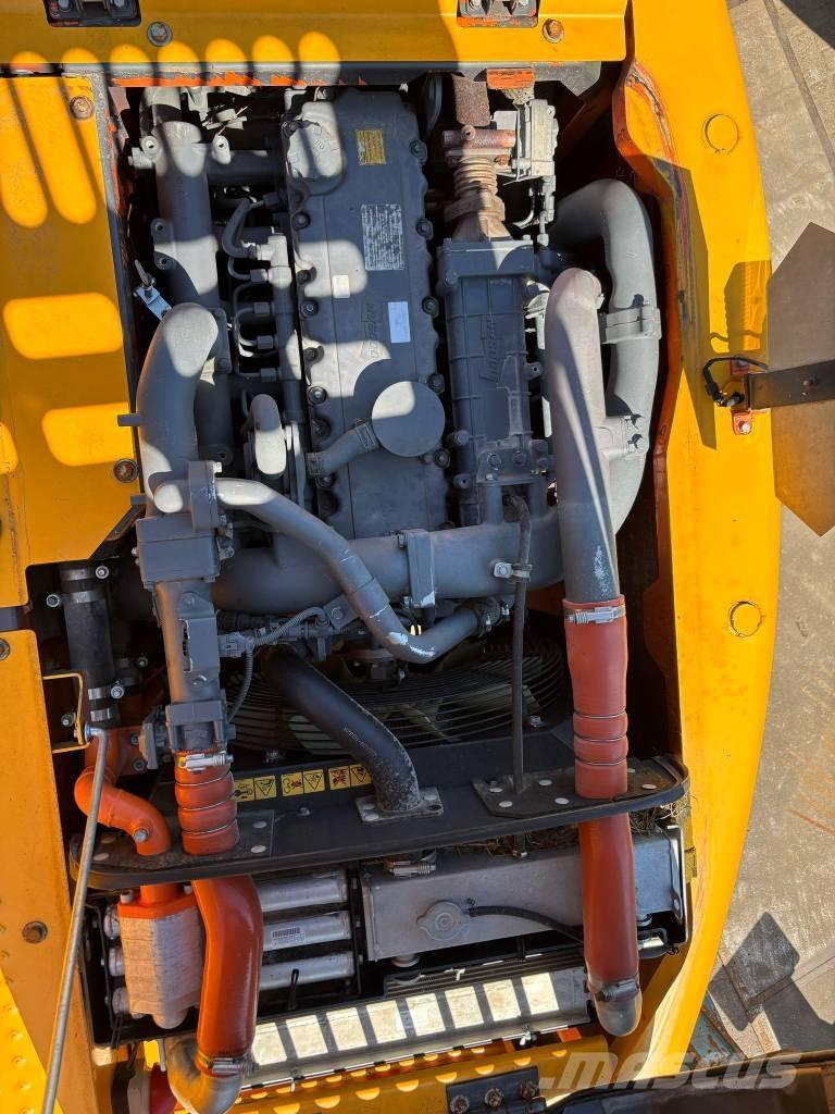 Doosan DX 160 W-3 Wheeled excavators