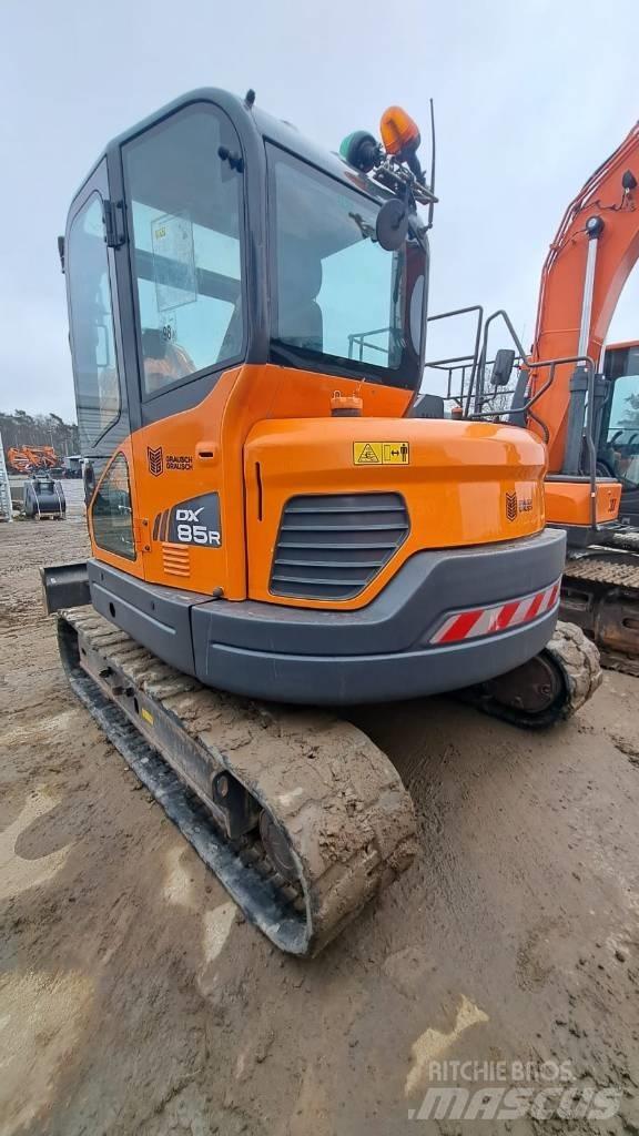 Doosan DX 85 R-3 Midi excavators  7t - 12t