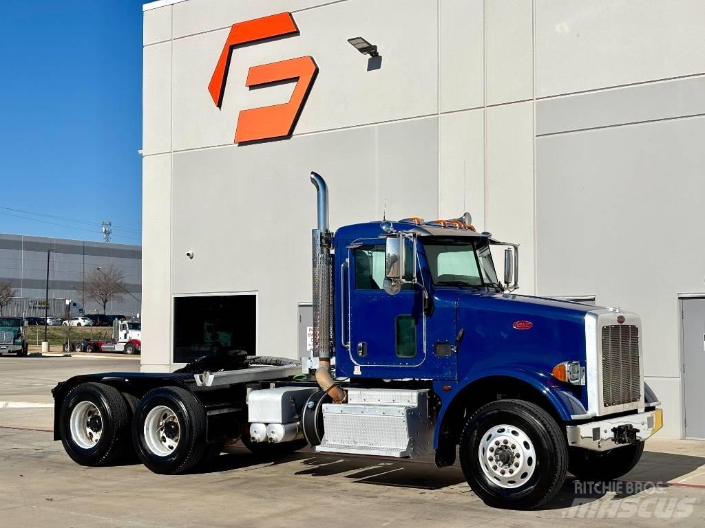 Peterbilt 365 Tractor Units