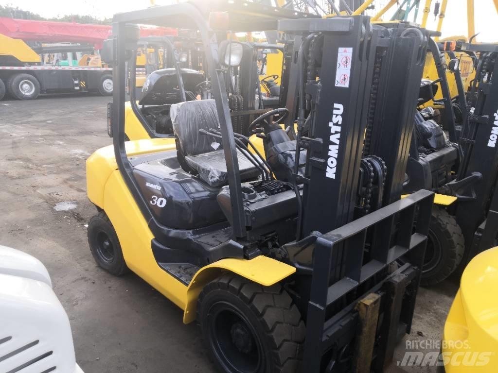 Komatsu 3 Diesel trucks