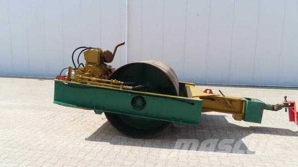 Vibromax W 501 Towed vibratory rollers