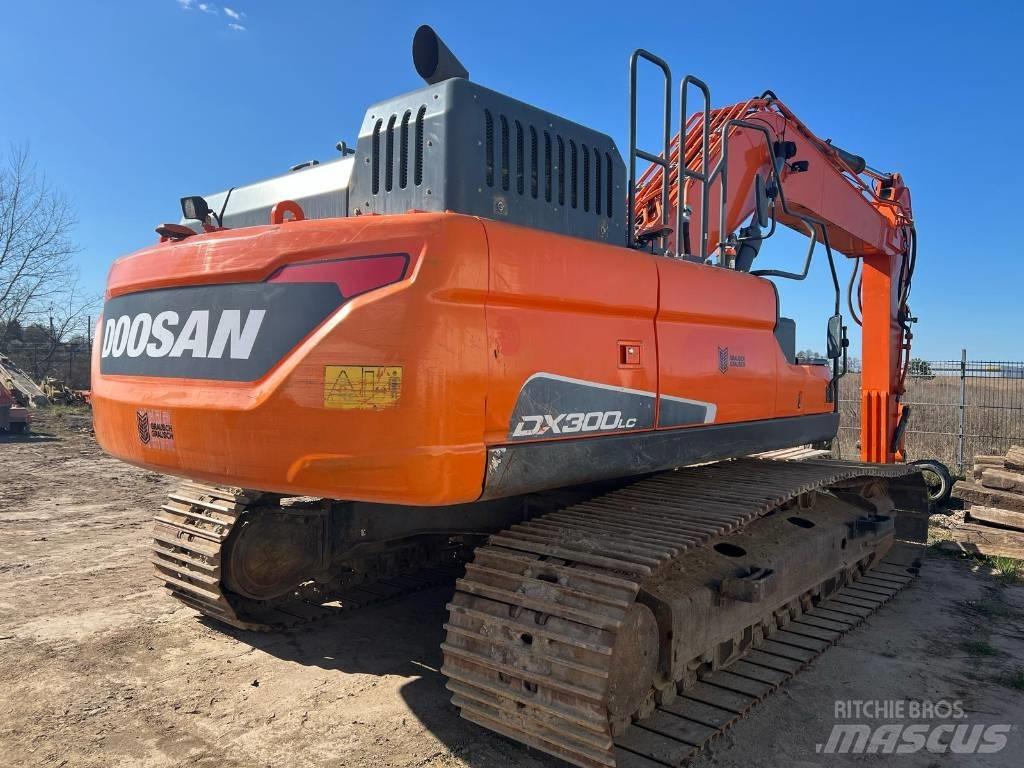 Doosan DX 300 LC-5 Crawler excavators