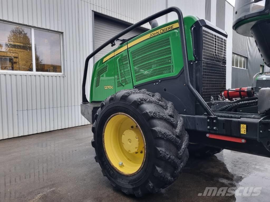 John Deere 1270 G Harvesters