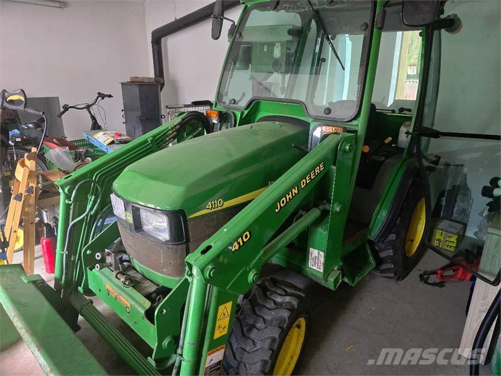 John Deere 4110 Tractors