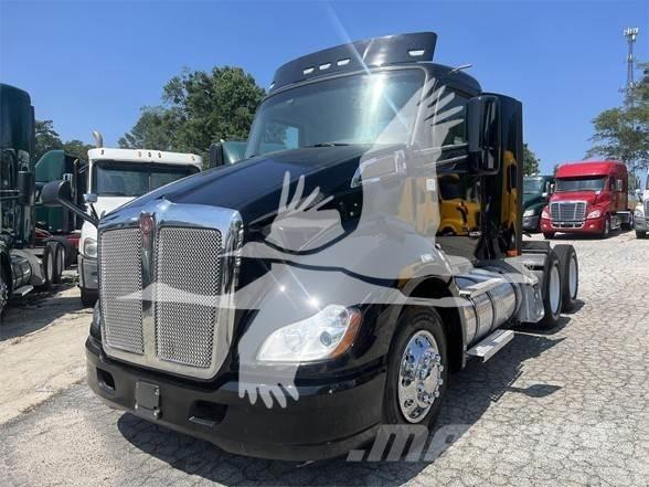 Kenworth T680 Tractor Units